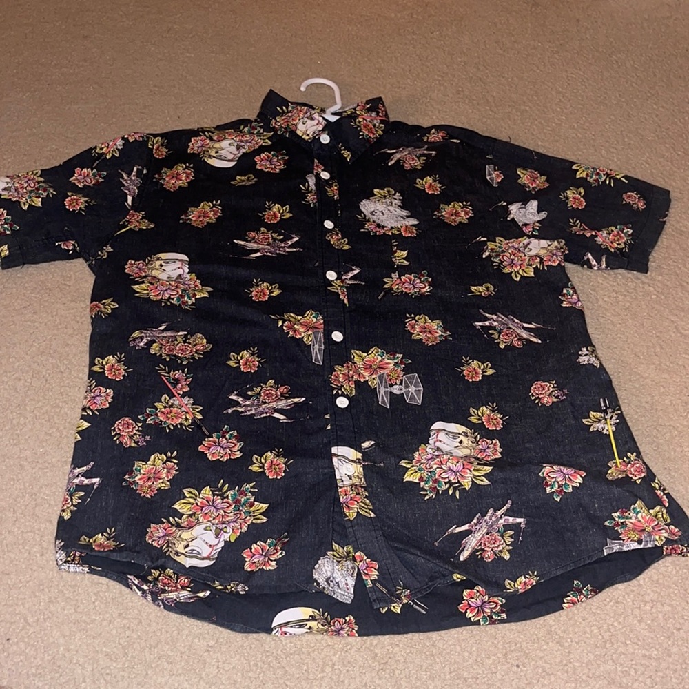 L Floral Star Wars Polo